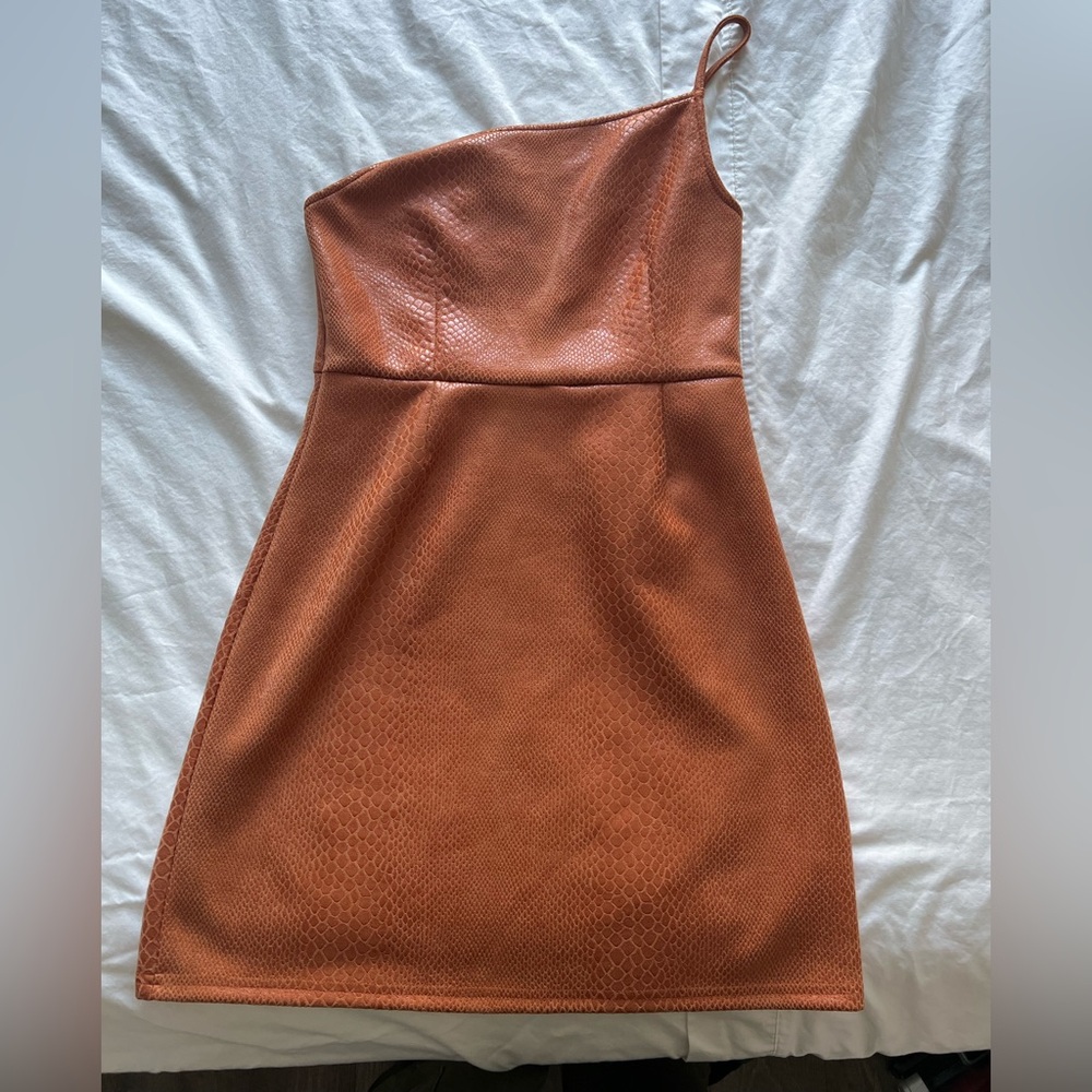 Urban outfitters One-Shoulder Orange sneakers print Dress